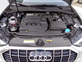 AUDI Q3 35 2.0 tdi business advanced s-tronic