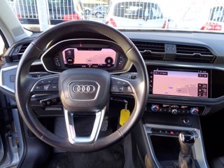 AUDI Q3 35 1.5 tfsi business s-tronic