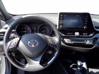 TOYOTA C-hr 1.8h active e-cvt